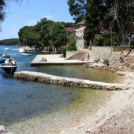 With A Parking Space Losinj, Losinj - 23373 *