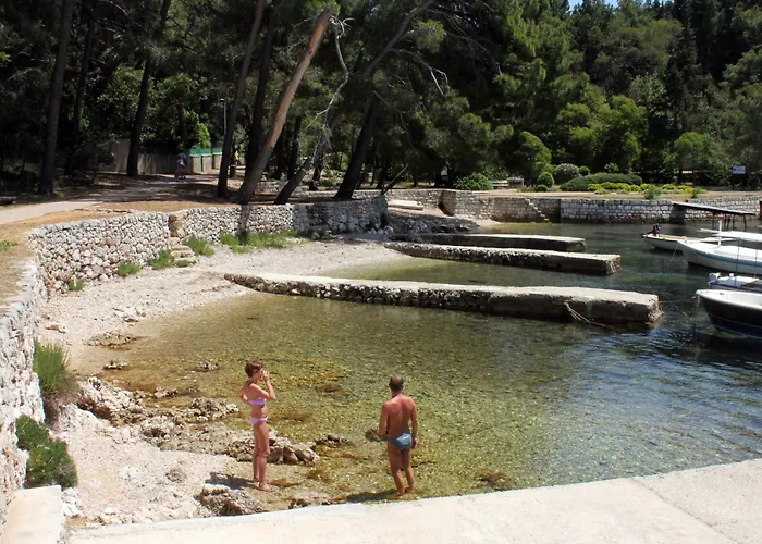 With A Parking Space Losinj, Losinj - 23373 * 말리로시니